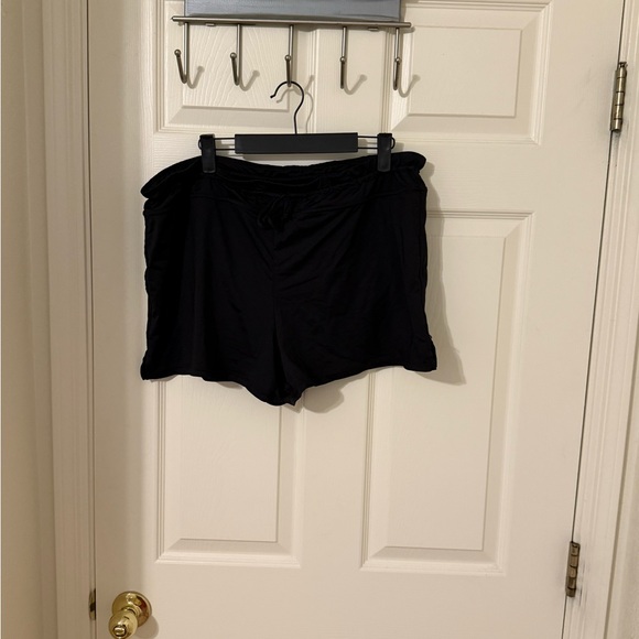 24th & Ocean Black Swim Shorts XL - Picture 1 of 4